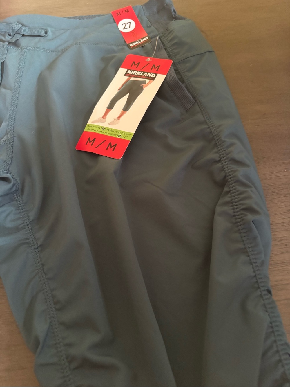 Kirkland Signature Cropped Active Leggings in Olive